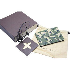 Louis Vuitton Couverture passport Wallet Takashi Murakami Camouflage
